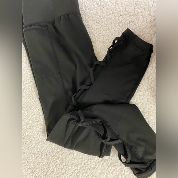 Livi active by lane brant workout pant - Picture 4 of 5